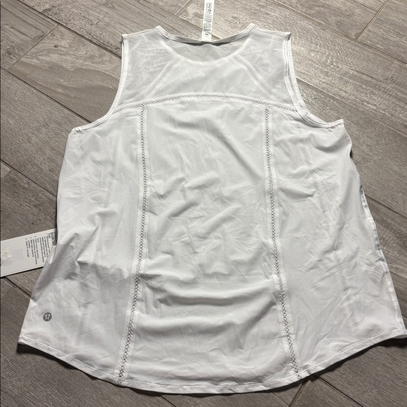 🌸NWT Lululemon Sculpt Tank Top *Lace Trim White W1FEKS - Picture 8 of 8